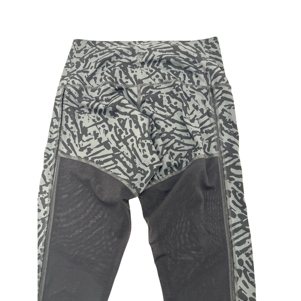Lululemon High Rise Mesh Panel Leggings Grey Black Abstract Print Size‎ 6 - Picture 2 of 9